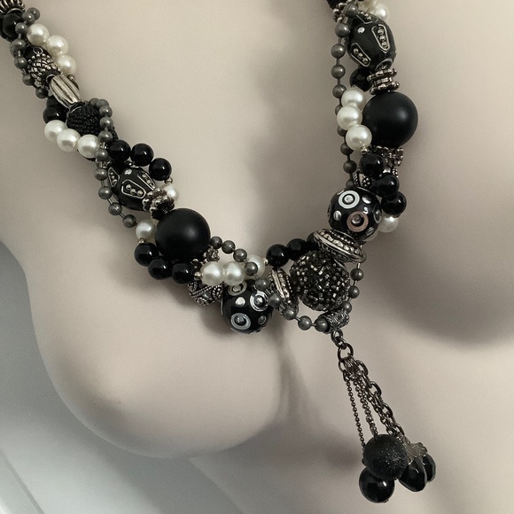 ART BY AMY LABBE Necklace 15.5 inches long - Picture 6 of 11